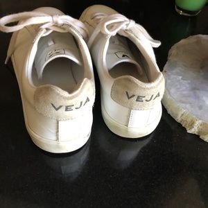 Veja Sneakers
